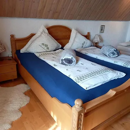 Well-Groomed Apartment In Geroldsgruen With Garden * Geroldsgrun